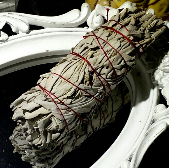 k4tg4r.com Other - 5"-6" White Sage Bundles